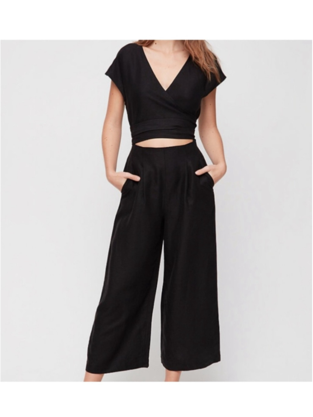 Aritzia Wilfred Brax Black Linen blend Wrap Bow jumpsuit wide leg crop sz 2